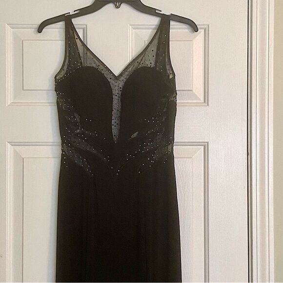Sherri Hill Black Crystal Backless Holiday Formal Evening Gown Lined Size 4 - Picture 4 of 15